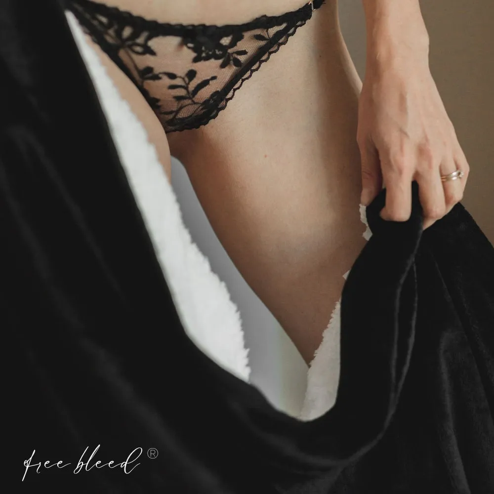 Free Bleed® Blanket – Ebony, photo 4 of 5