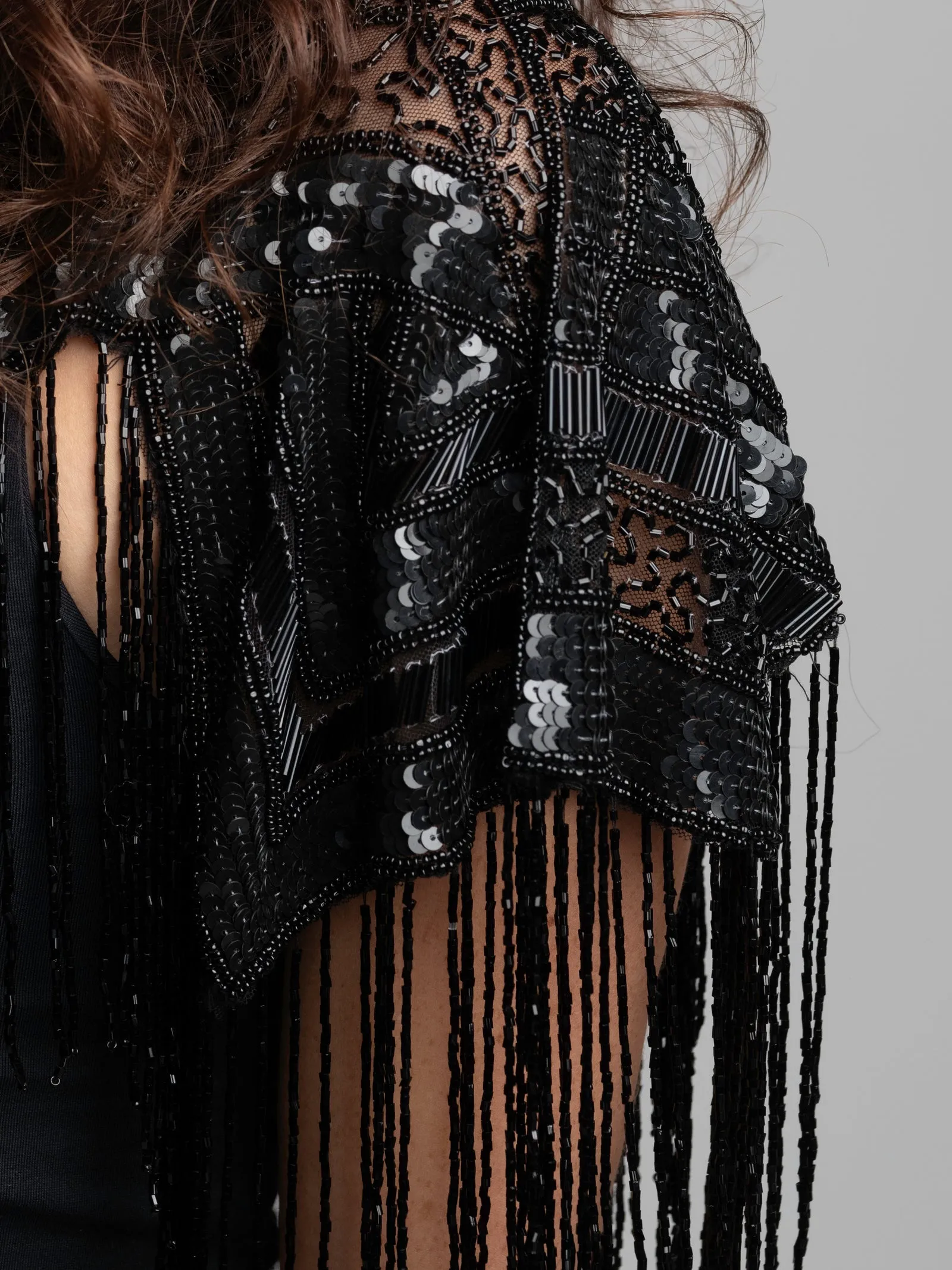 Radiant Essence Cape - Black, photo 5 of 8