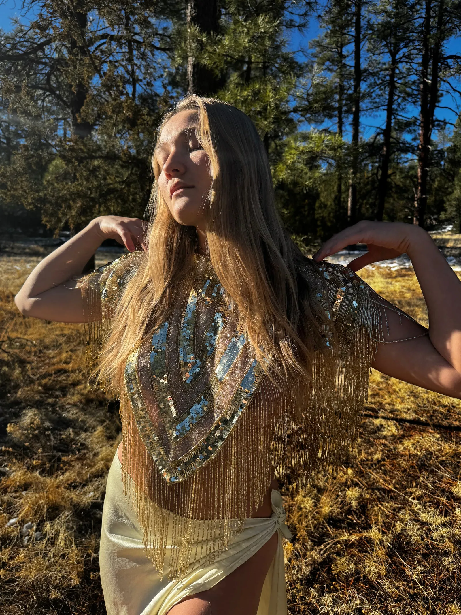 Radiant Essence Cape - Gold
